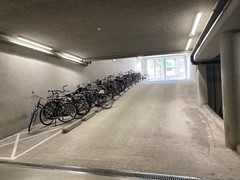 Valkenburgerstraat, 1011 NC Amsterdam - Fietsen 1.jpeg